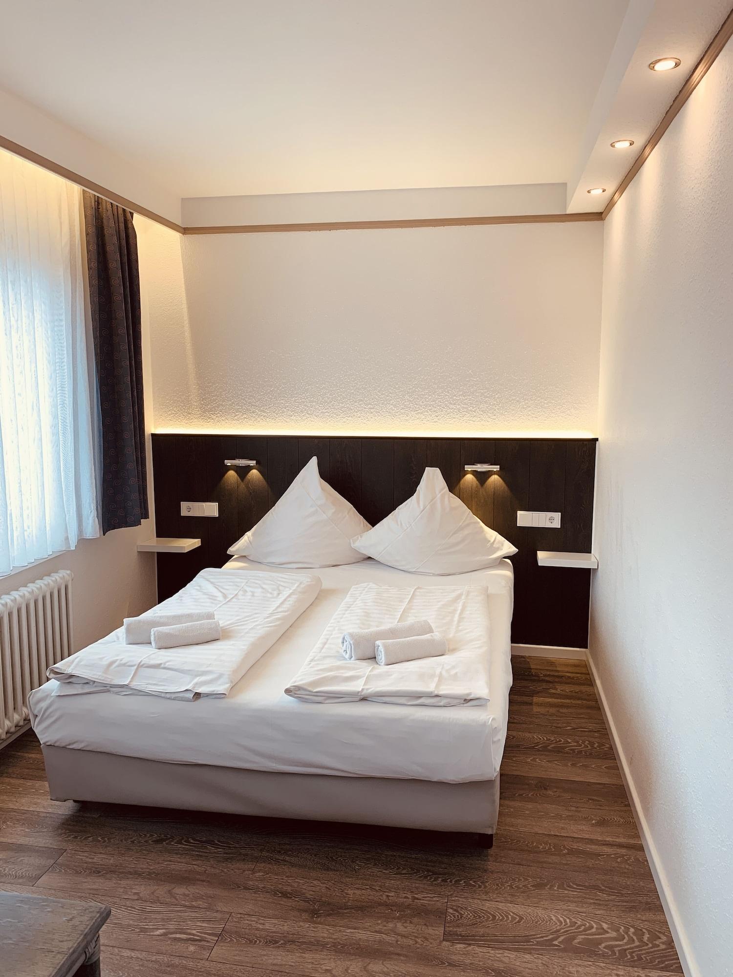 Hotel Kunibert Der Fiese Kolín nad Rýnem Exteriér fotografie